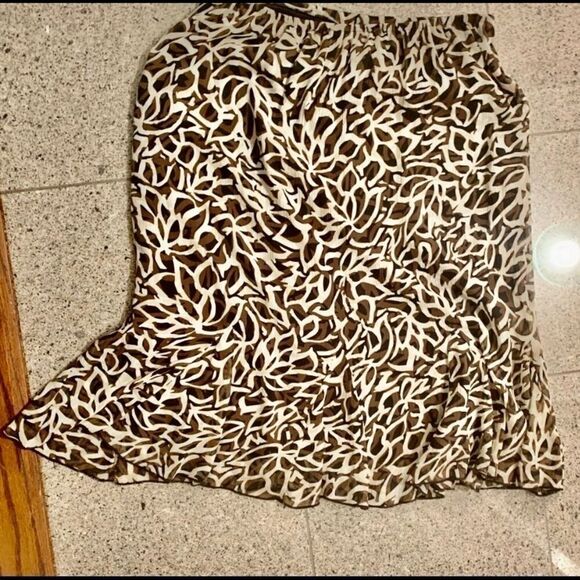 Dress Barn Skirt  - Picture 3 of 4